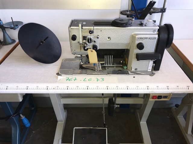 Used Industrial Sewing Machines : DURKOPP-ADLER 767-LG-73